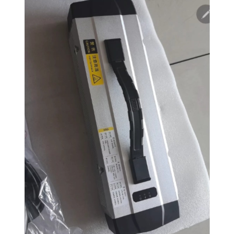 Caricabatterie CM13600 per Dro - Drone Battery Charger recensione e prezzo